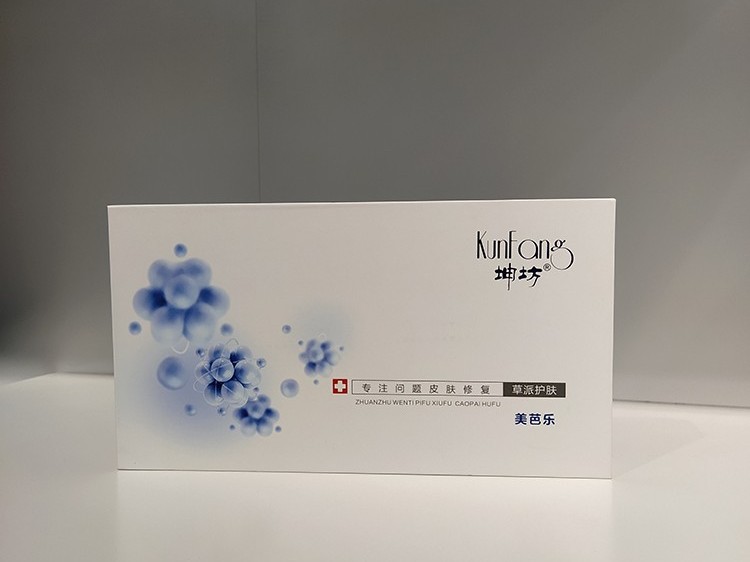 化妝品包裝盒在進(jìn)行覆膜工藝的時(shí)候會(huì)發(fā)生色差嗎